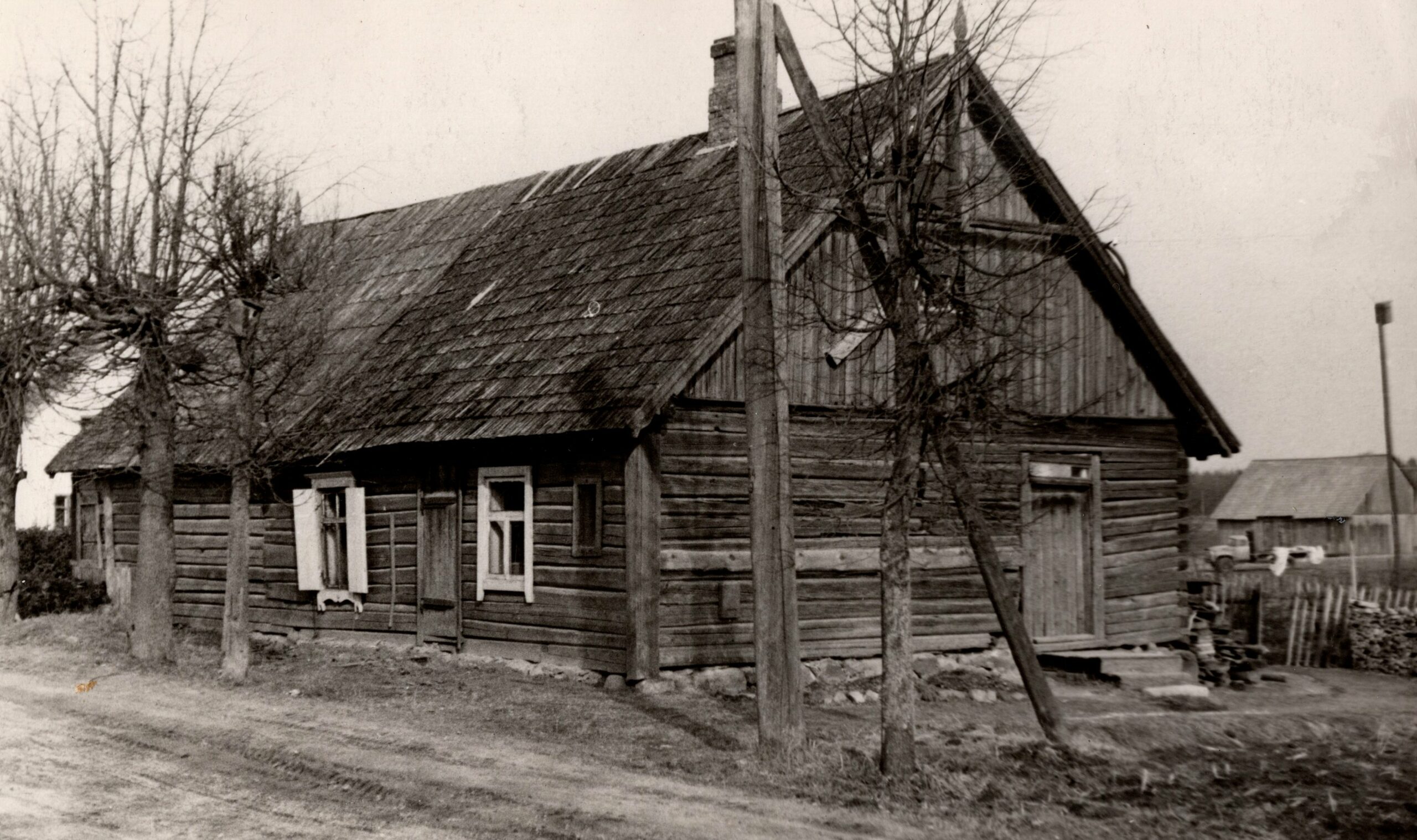 Dipatnieku (kalpu) māja līdz mūsdienām nav saglabājusies. Foto: Līvija Volkova, 1968. gads